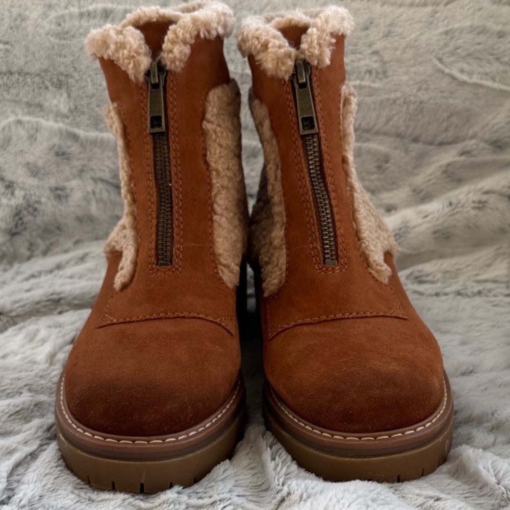 Naturalizer “Jett” Tan Shearling Ankle Boots size 9 1/2 NWOT - Picture 2 of 8